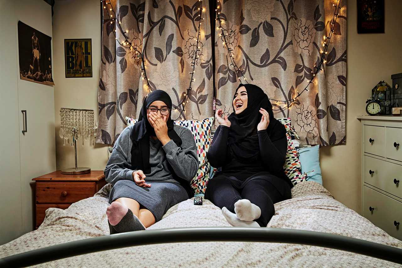 Amira and Iqra will have the audience in stitches on Gogglebox 2020 