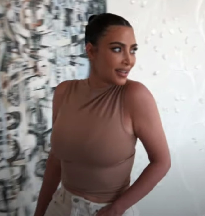 Kim, Khloe and Kendall discussed if the former couple was hooking up again in a new episode promo