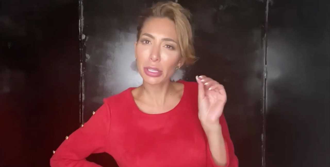 Farrah joked that 'a little part of my brain' fell out after she picked her nose