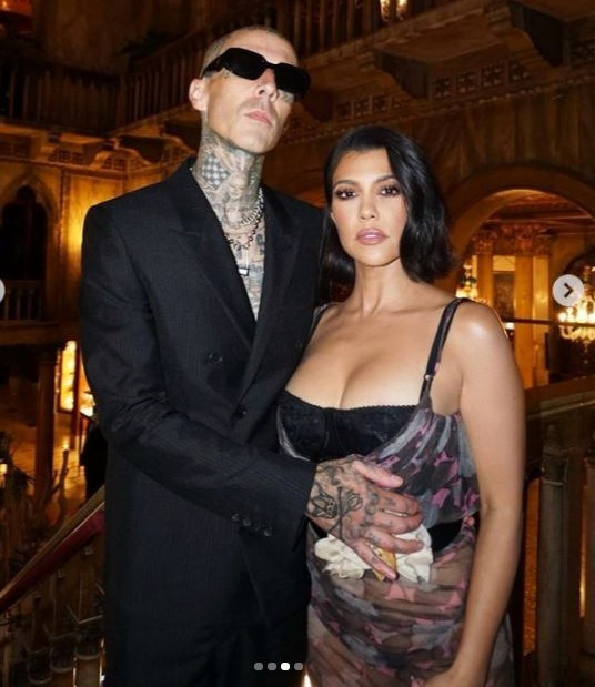 Kourtney Kardashians fans' want her to fall pregnant with boyfriend Travis Barker