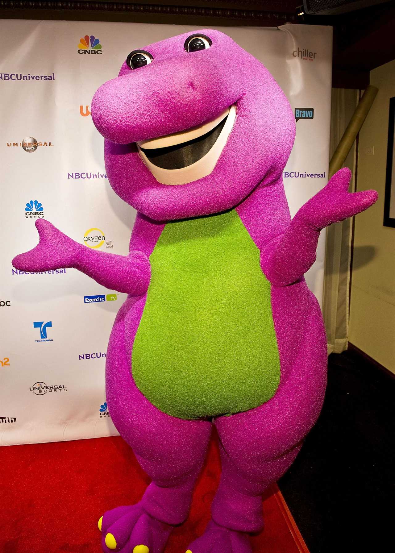 Barney The Dinosaur Actor Now Has A Very Raunchy Job And