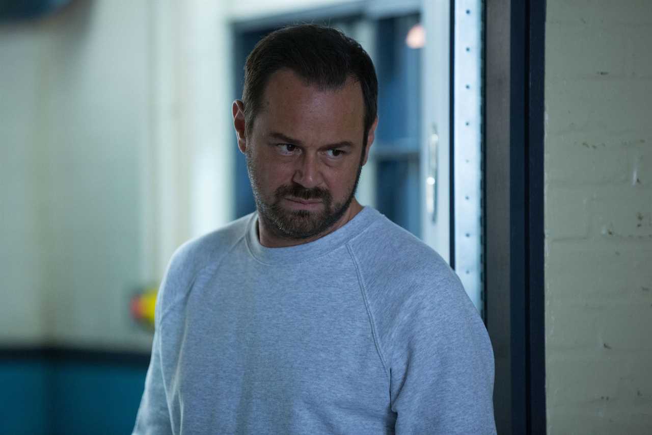 EastEnders fans baffled as Mick Carter finally chooses between Linda and Janine Butcher