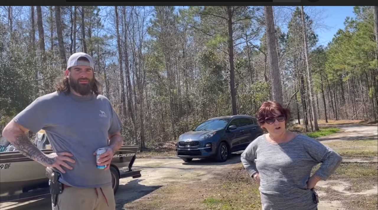 Fans slammed Teen Mom Jenelle Evans' husband, David Eason, for carrying a gun