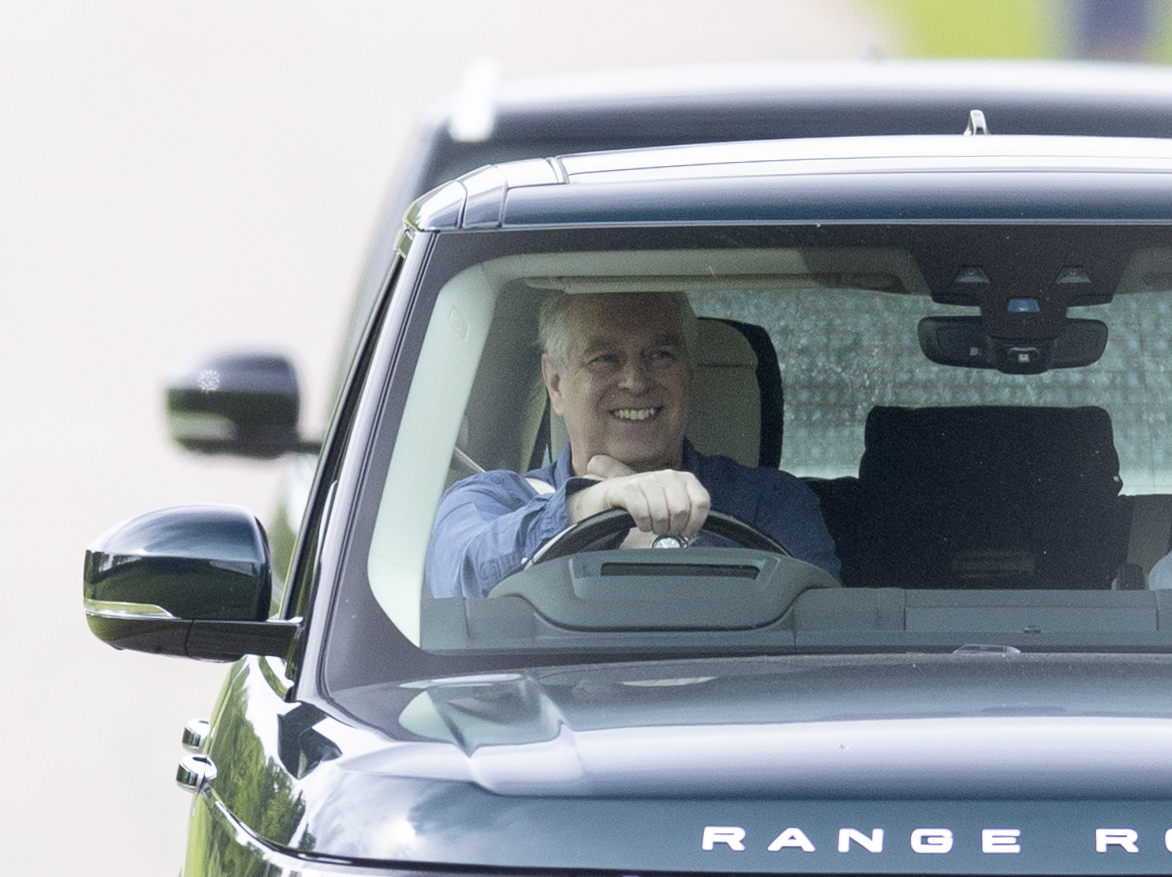 Smiling Queen visits Chelsea Flower Show with just over a week until Jubilee