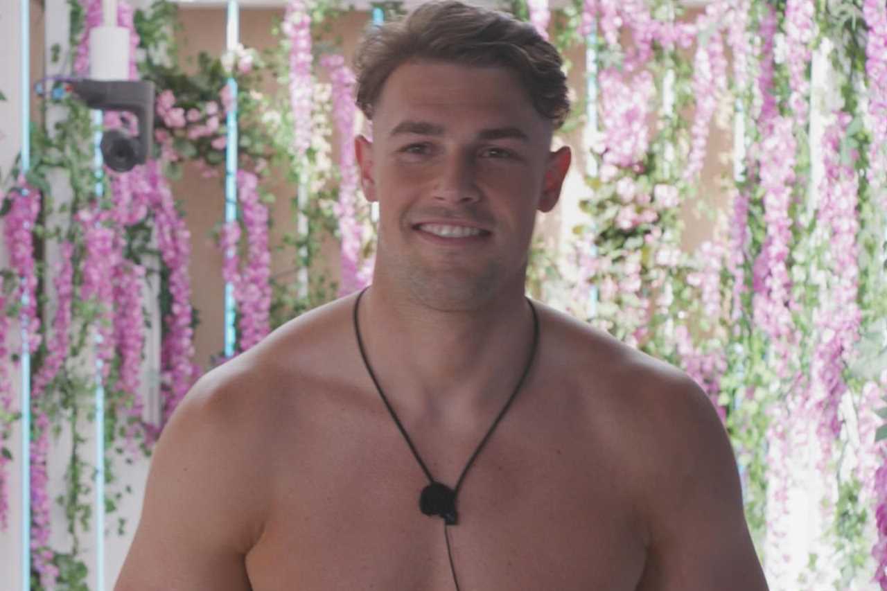 Love Island day 4 review: Bombshell Ekin-Su causes chaos as girls go to war and heads turn