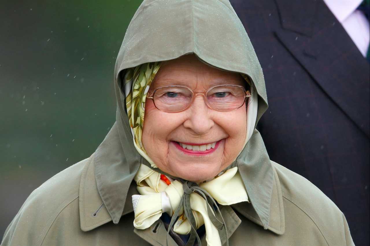 Queen, 96, beams in lilac as she joins armed forces parade in Edinburgh