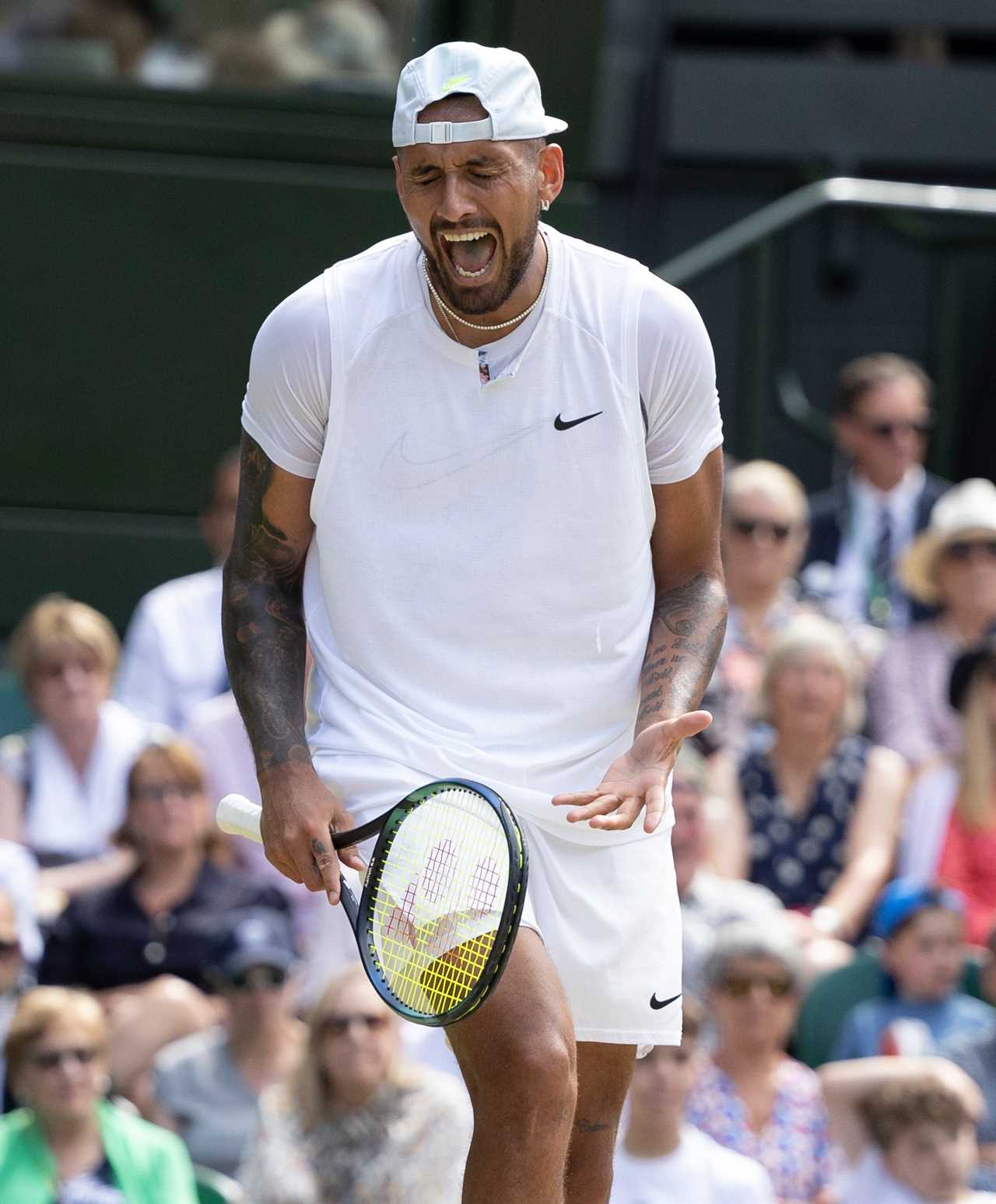 Novak Djokovic wins seventh Wimbledon title after F-bomb dropping Nick Kyrgios goes into meltdown following fast start