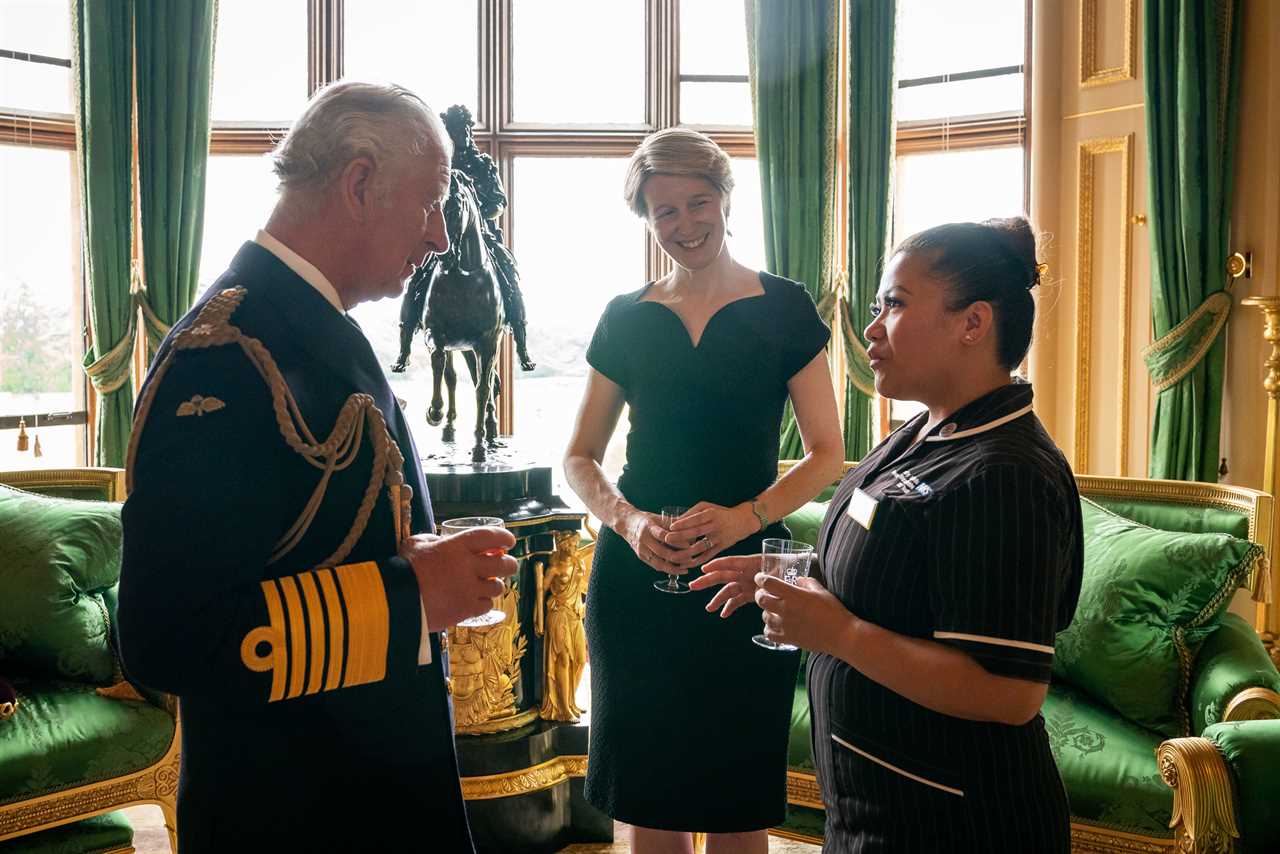 The Queen and Prince Charles hail NHS heroes with George Cross in special Windsor ceremony