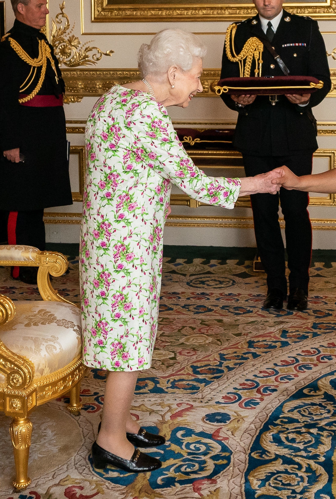 The Queen and Prince Charles hail NHS heroes with George Cross in special Windsor ceremony