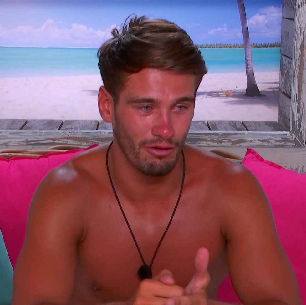 GMB’s Andi Peter broadcasts live from the Love Island villa – and the Islanders have no idea