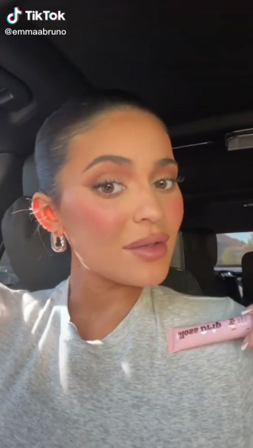 Kylie Jenner shocks fans & shows off her REAL natural hair without extensions or wigs as she dances in new TikTok video