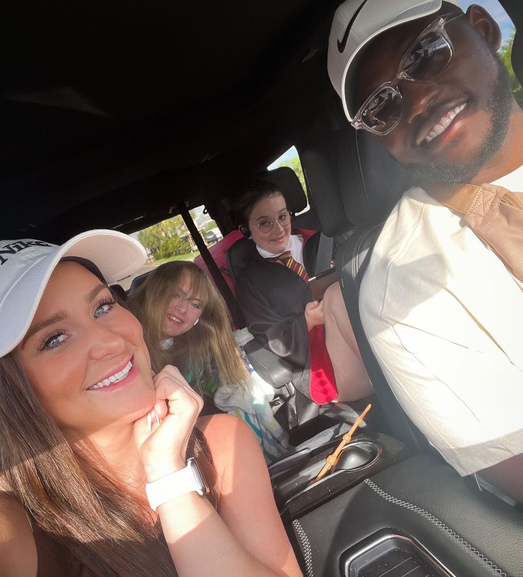Teen Mom fans praise Leah Messer as she looks ‘amazing’ & ‘happy’ with Jaylan Mobley on 
family vacation in Florida