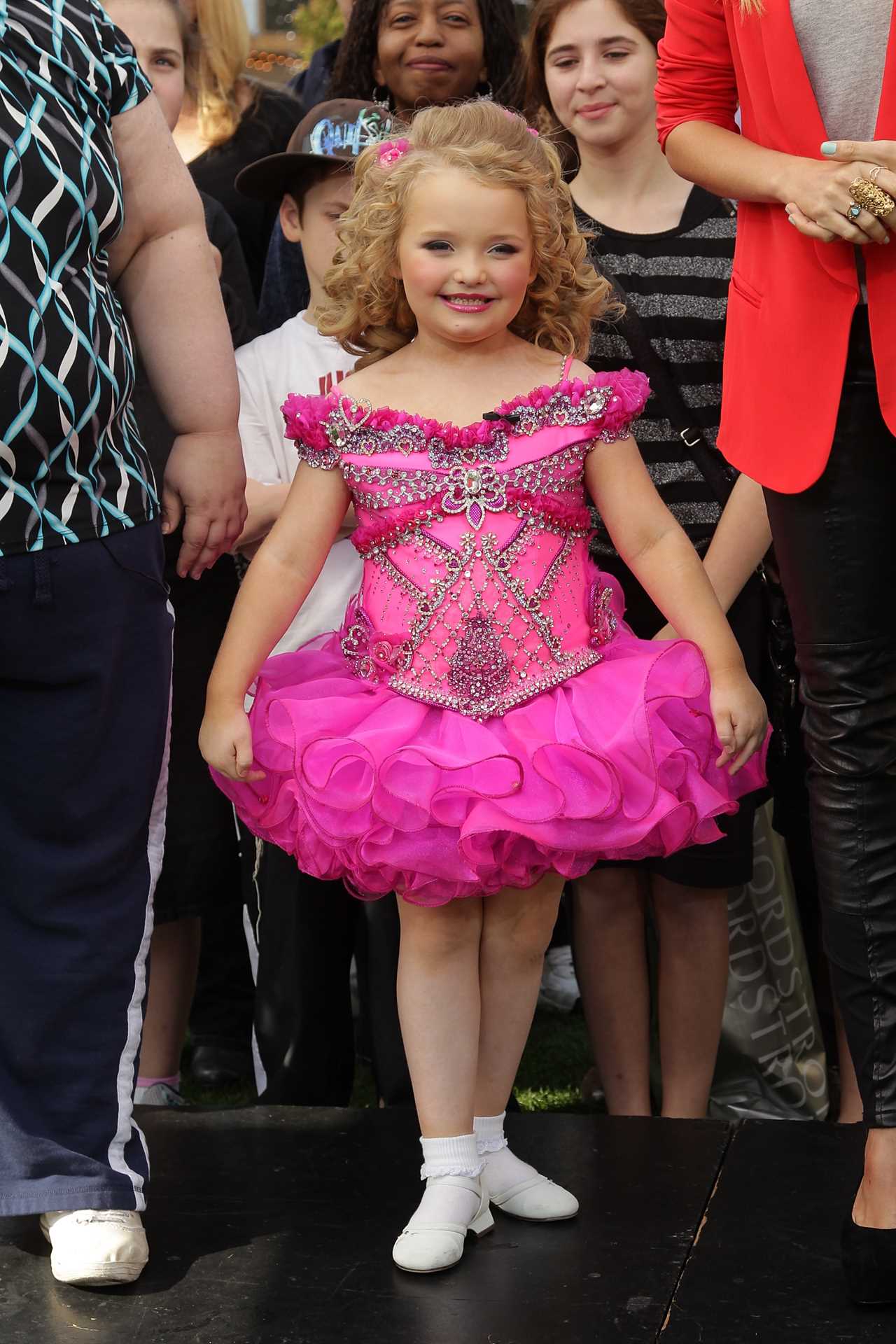 Honey Boo Boo fans concerned for star, 16, & claim she’s ‘too young’ for surgery amid plans to undergo major procedure