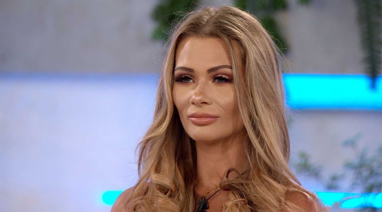 Love Island star worries fans as she posts from hospital telling fans ‘I’m s***ting my pants’