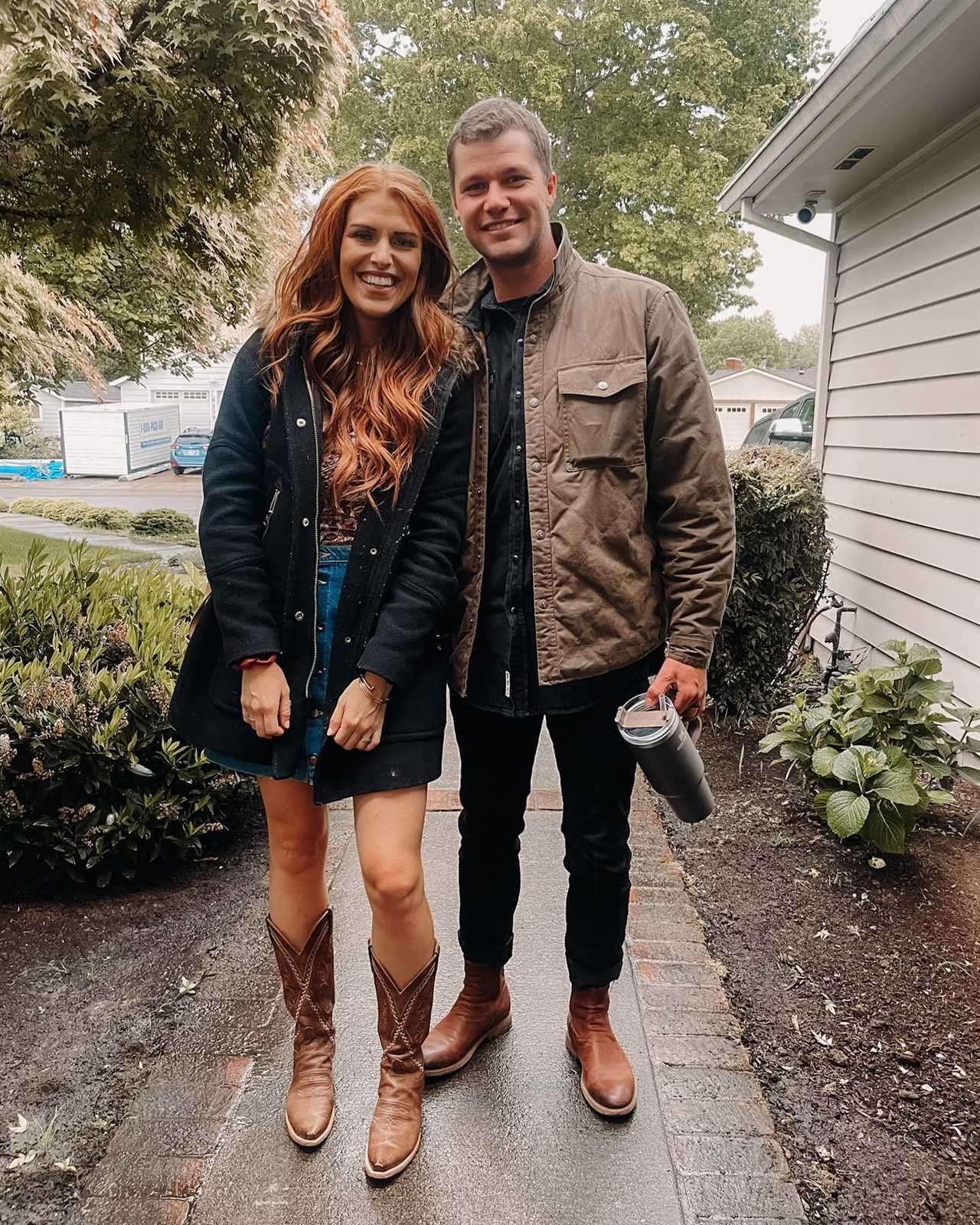 Little People’s Jeremy and Audrey Roloff ripped for killing moles & showing DEAD animal to kids Ember, 4, & Bode, 2