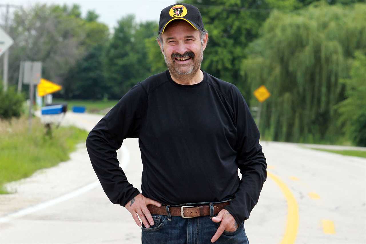 American Pickers airs old Frank Fritz episodes after Mike Wolfe is slammed as ‘fake’ for feud with hospitalized ex-pal