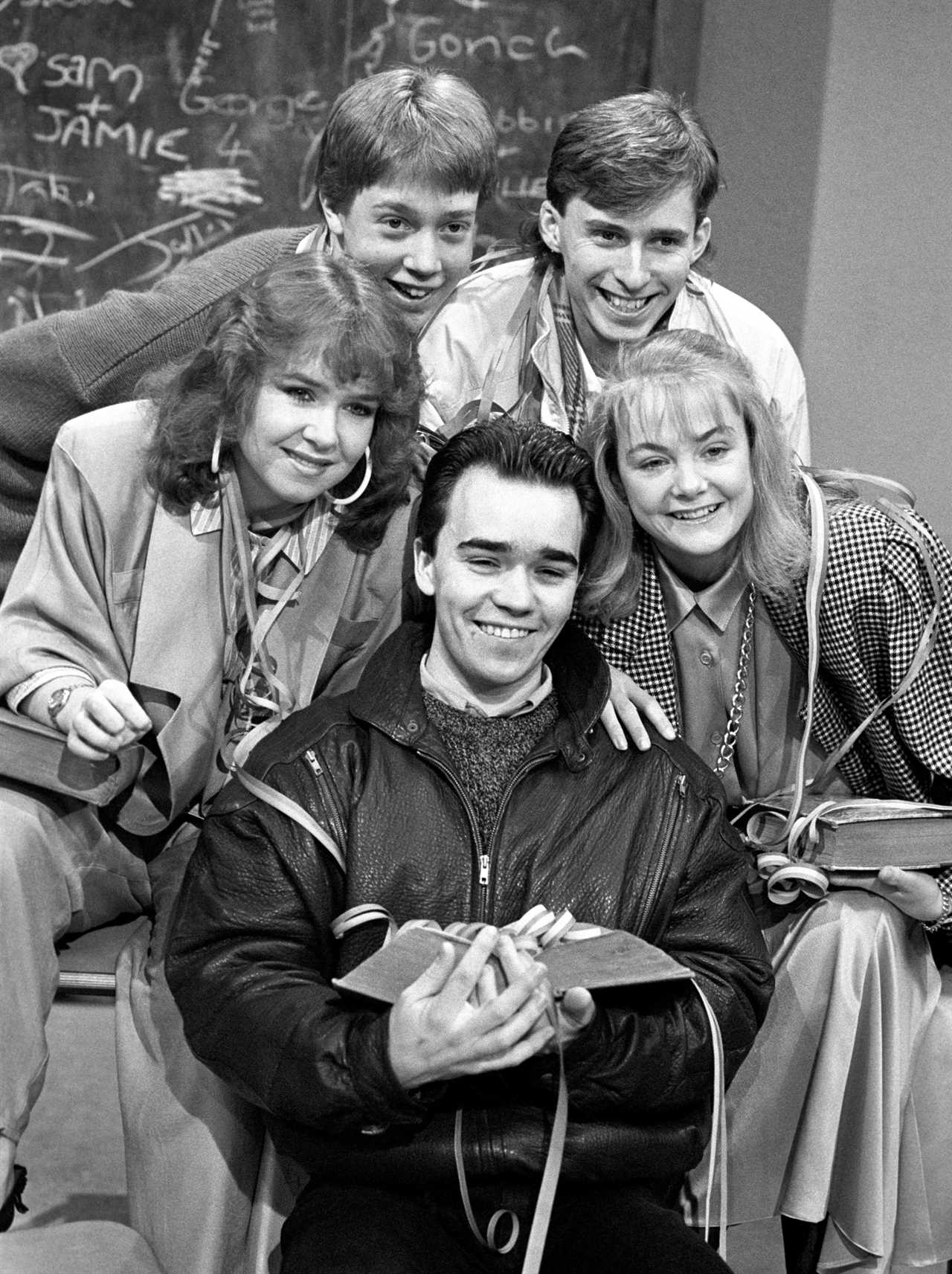 Grange Hill’s Zammo, Tucker, Roland and Janet look unrecognisable in ‘mini reunion’ pic