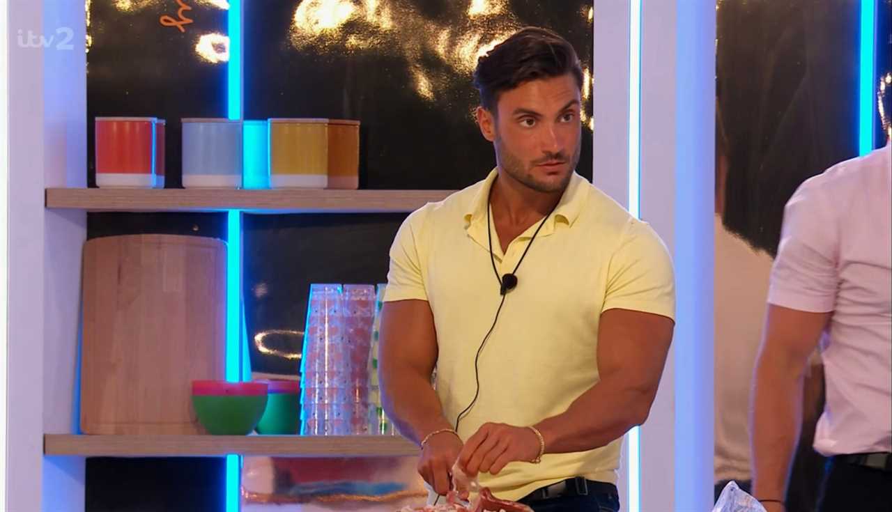 Horrified Love Island fans left gagging as they spot ‘gross’ detail in kitchen as Davide cooks