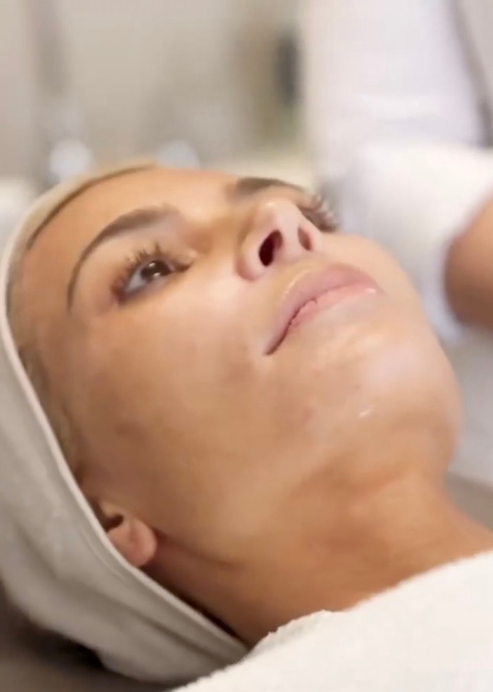 Kim Kardashian shows off real skin with ‘fine lines, dry cracked lips & irritated blemishes’ in new unedited video