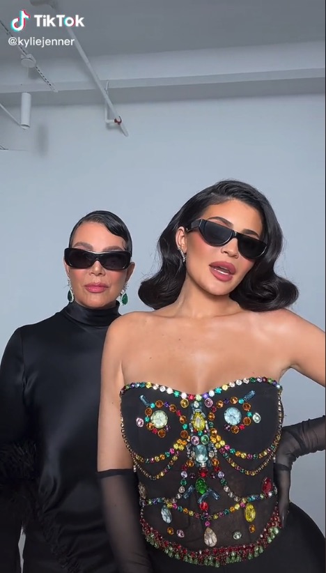 Kardashian fans shocked & think Kris Jenner looks ‘unrecognizable’ with daughter Kylie in new unedited TikTok video