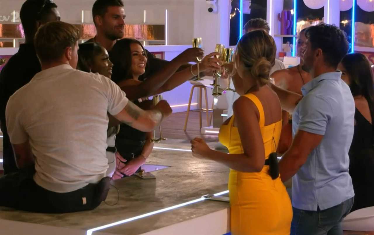 Love Island viewers ready to crown their winner after shock dumping twist