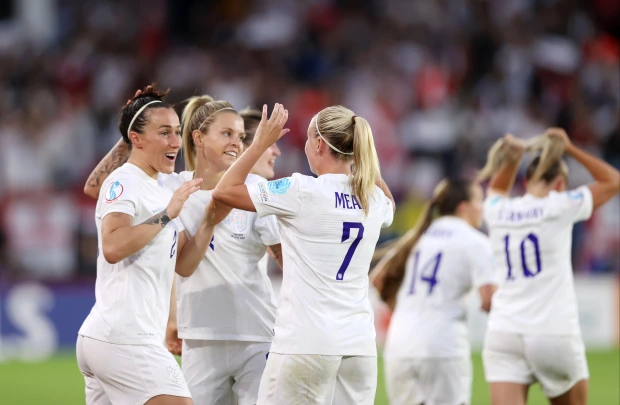 Prince William and Princess Charlotte send Lionesses good luck message ahead of historic Euros final with Germany