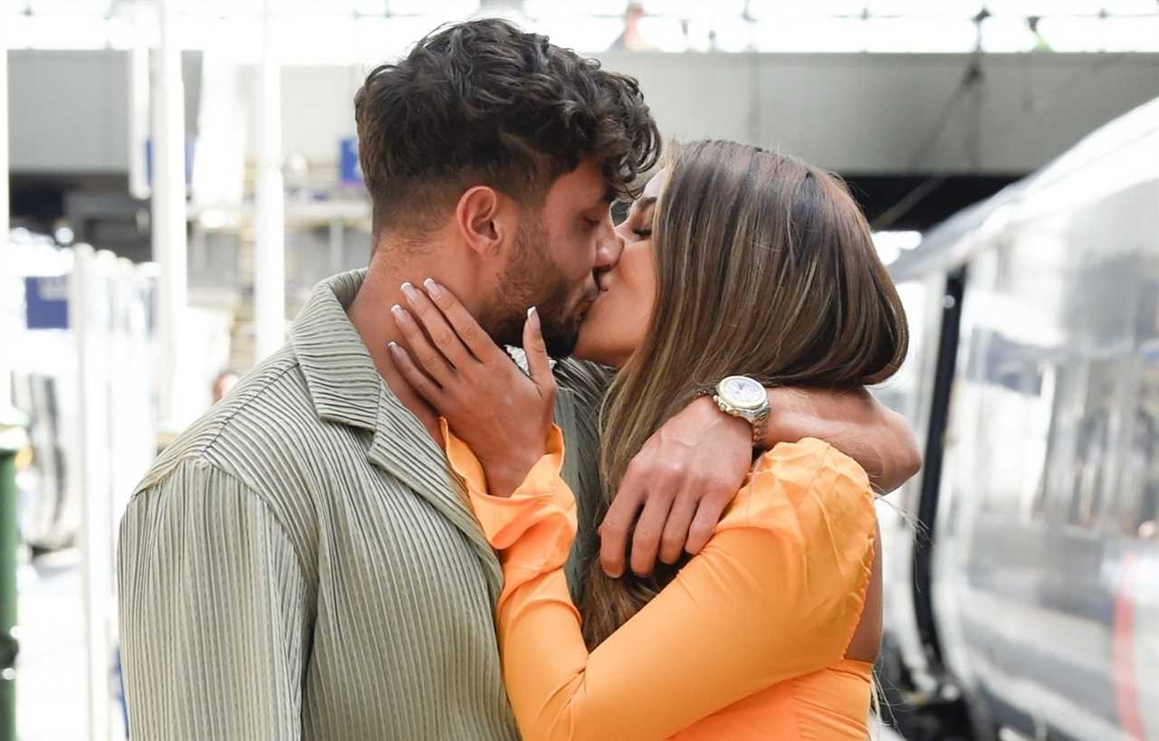 Love Island bombshell Jazmine Nichol rushed to hospital for emergency surgery