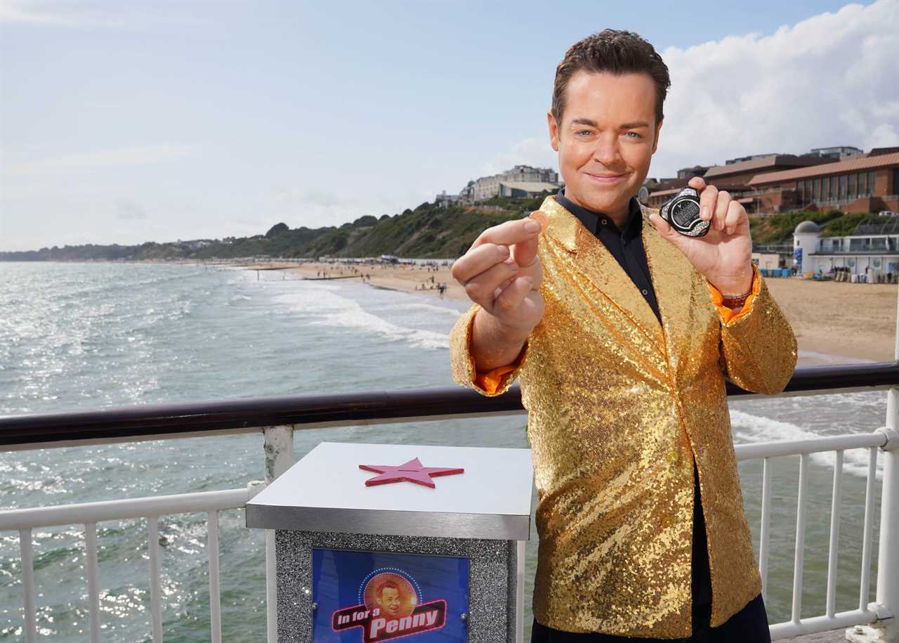 Stephen Mulhern sets his sights on Phillip Schofield’s Dancing On Ice job after taking over when star had Covid