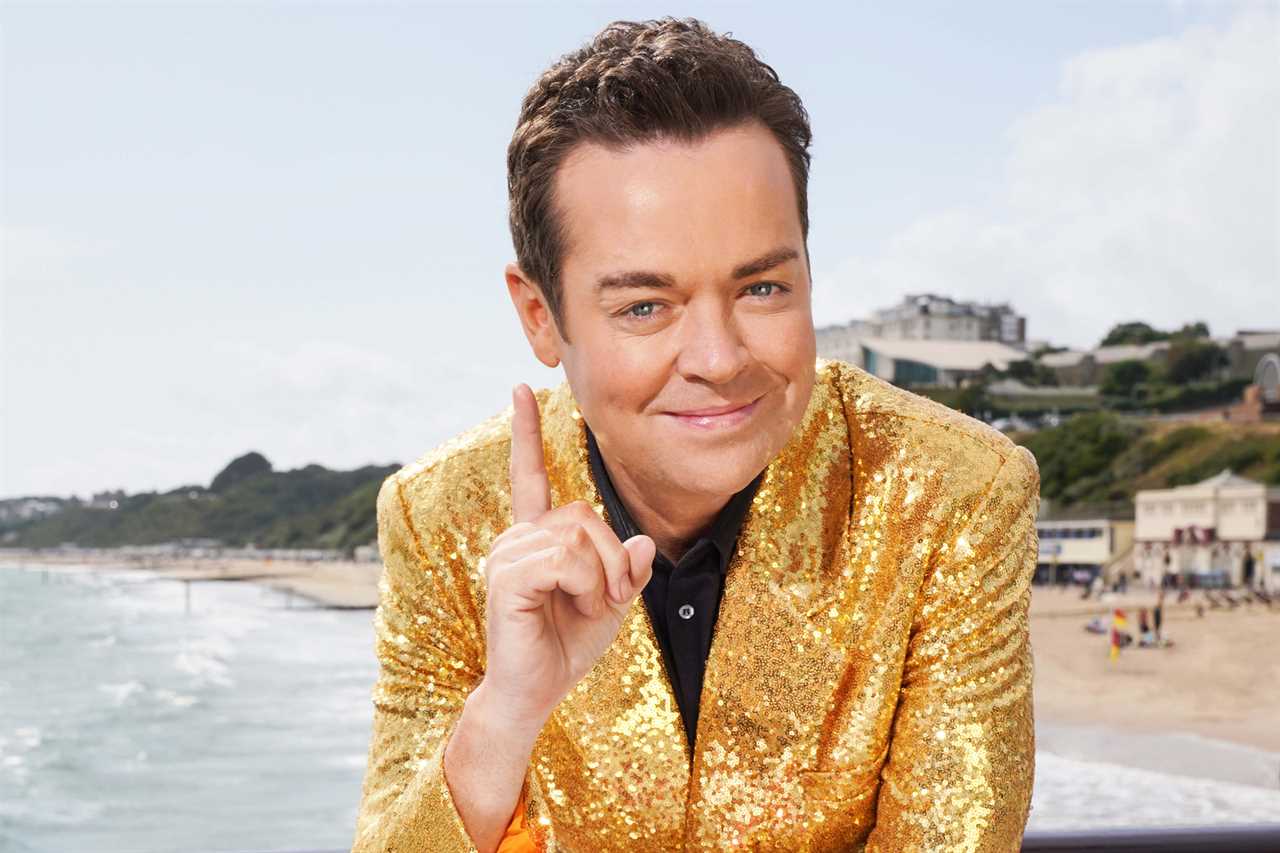 Stephen Mulhern sets his sights on Phillip Schofield’s Dancing On Ice job after taking over when star had Covid