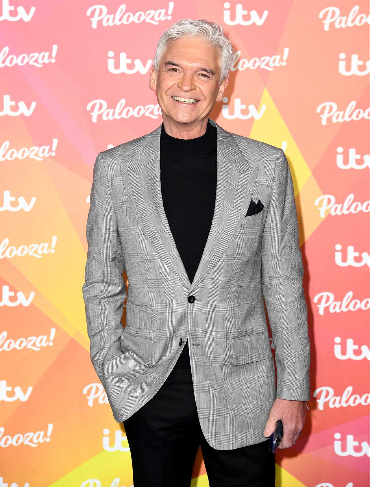 Stephen Mulhern sets his sights on Phillip Schofield’s Dancing On Ice job after taking over when star had Covid