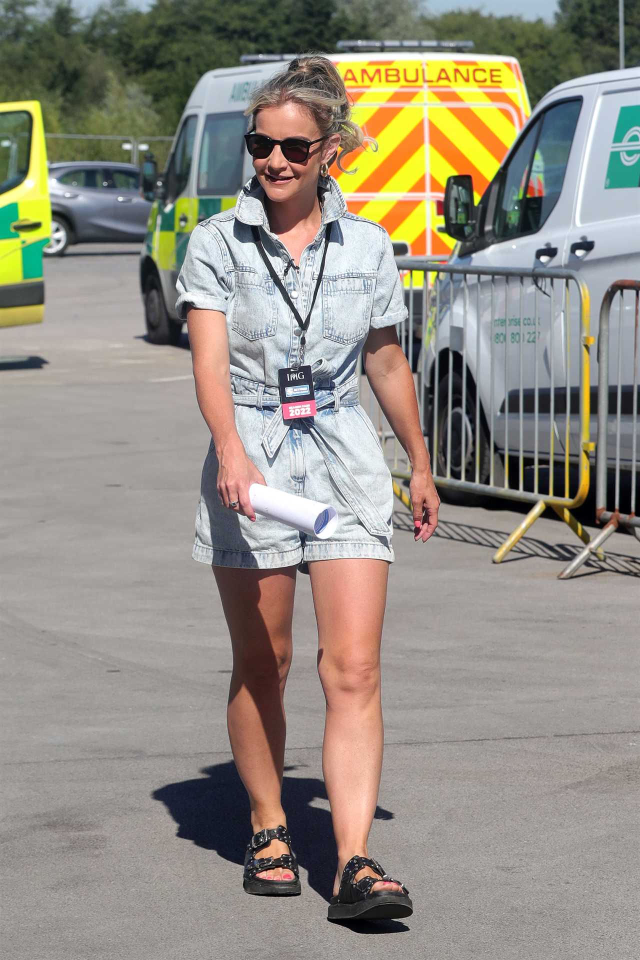 Helen Skelton looks incredible as she flashes her legs in the sunshine following Strictly Come Dancing reveal