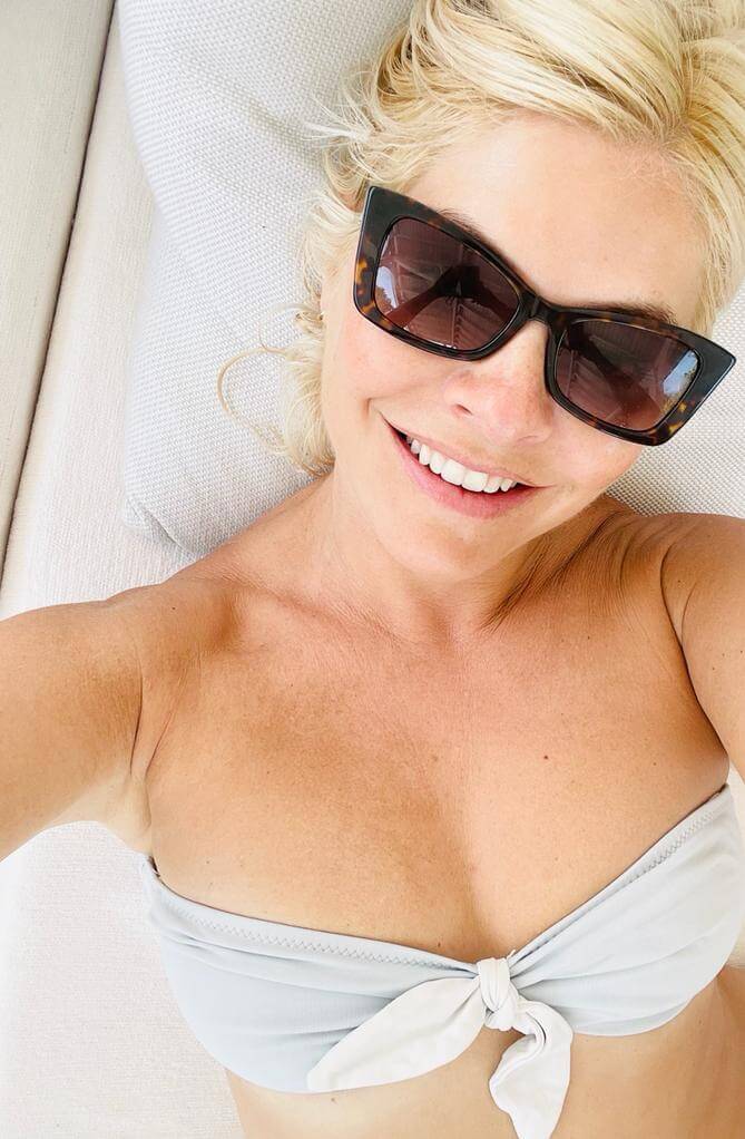 Holly Willoughby looks jaw-droppingly stunning in a bikini on sun-drenched holiday from This Morning