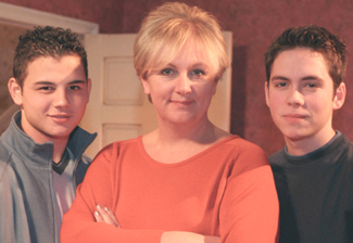 Coronation Street star Ryan Thomas sparks rumours of a return as he reunites with on screen mum