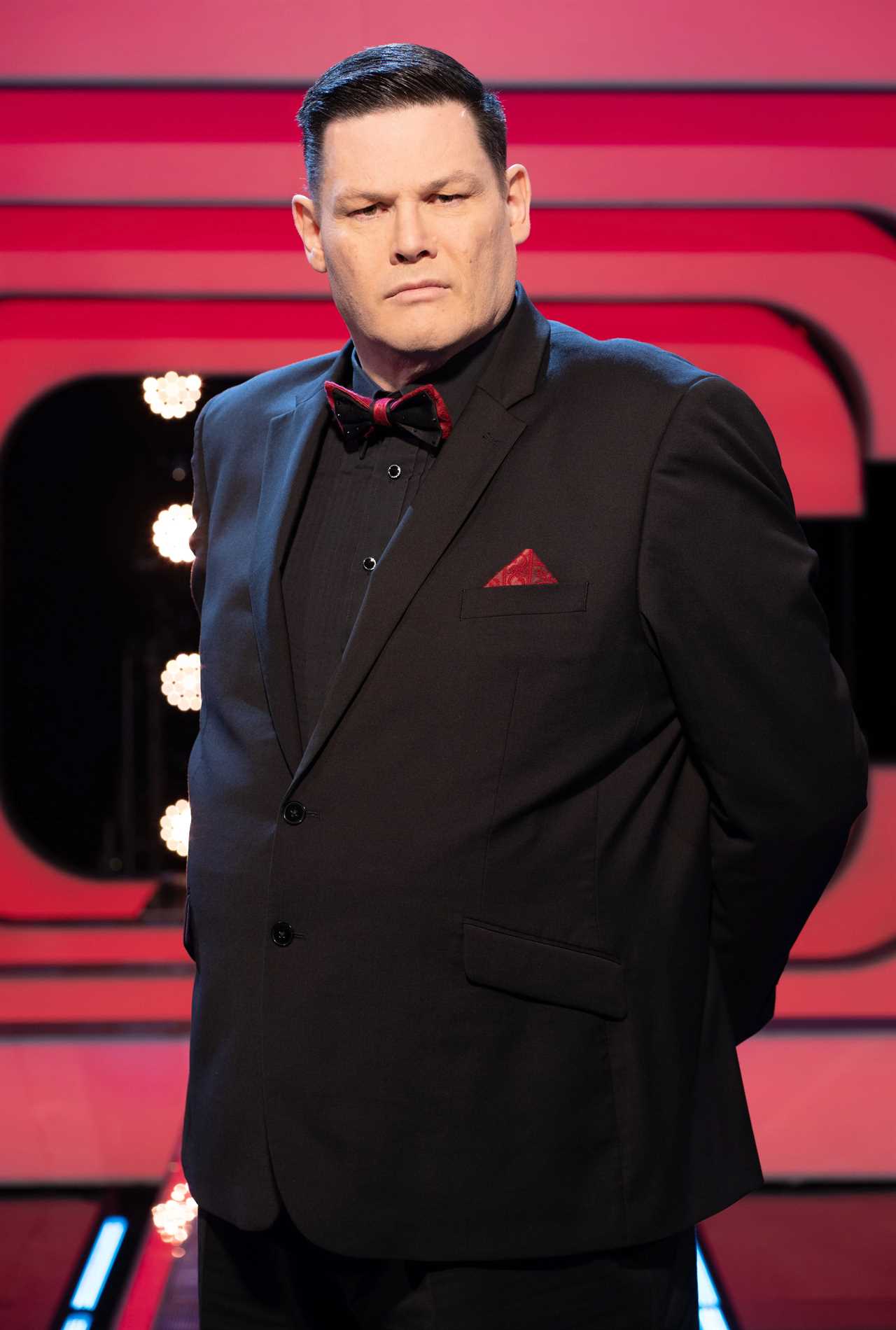 The Chase fans stunned as Mark Labbett shows off even more weight loss in new post to fans