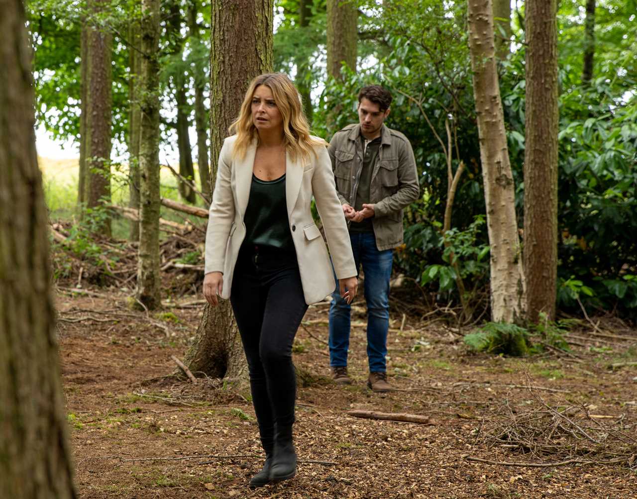 Emmerdale Spoilers Mackenzie Boyd Cheats On Charity