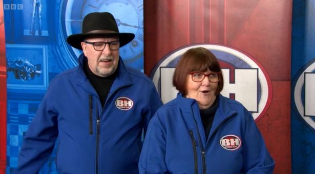 Bargain Hunt fans livid as they spot something VERY wrong with man’s item – raging ‘how is he the expert?!’