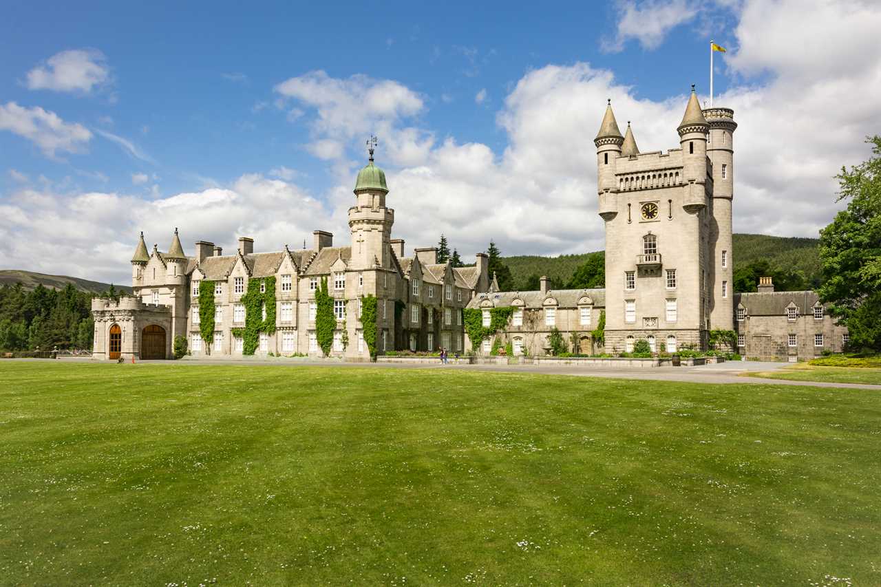 Prince Charles makes ‘highly unusual’ daily visits to Queen at Balmoral as health fears grow