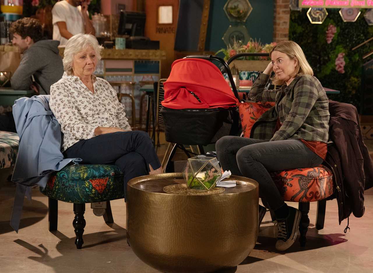 Coronation Street spoilers: Ken Barlow reunites with ex lover Wendy Crozier