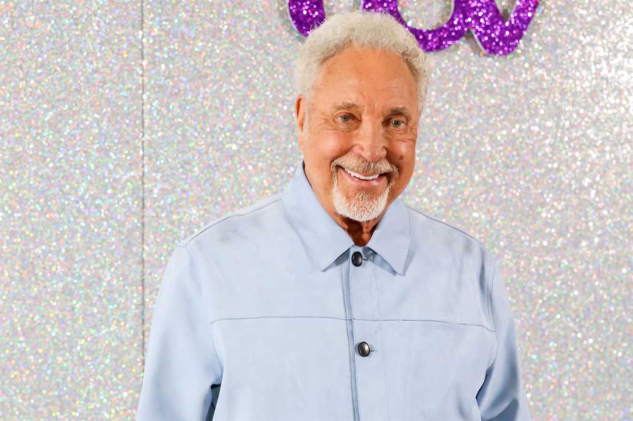 Sir Tom Jones reveals his pre-gig ritual to keep his hip fit – hanging UPSIDE DOWN