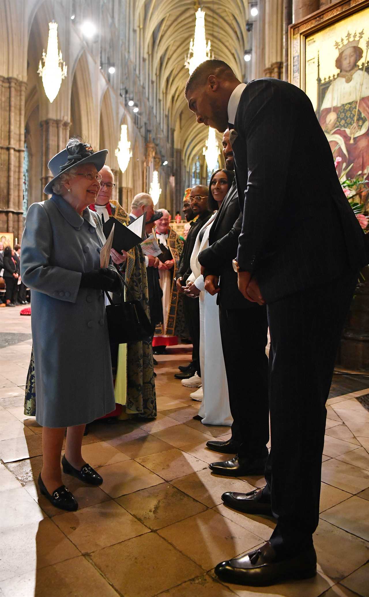 England captain Harry Kane and Tyson Fury lead tributes as sporting world mourns death of The Queen aged 96