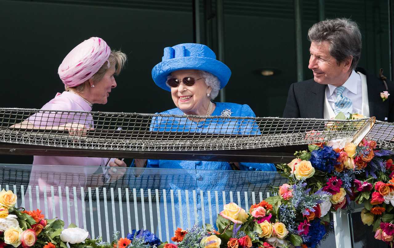 England captain Harry Kane and Tyson Fury lead tributes as sporting world mourns death of The Queen aged 96