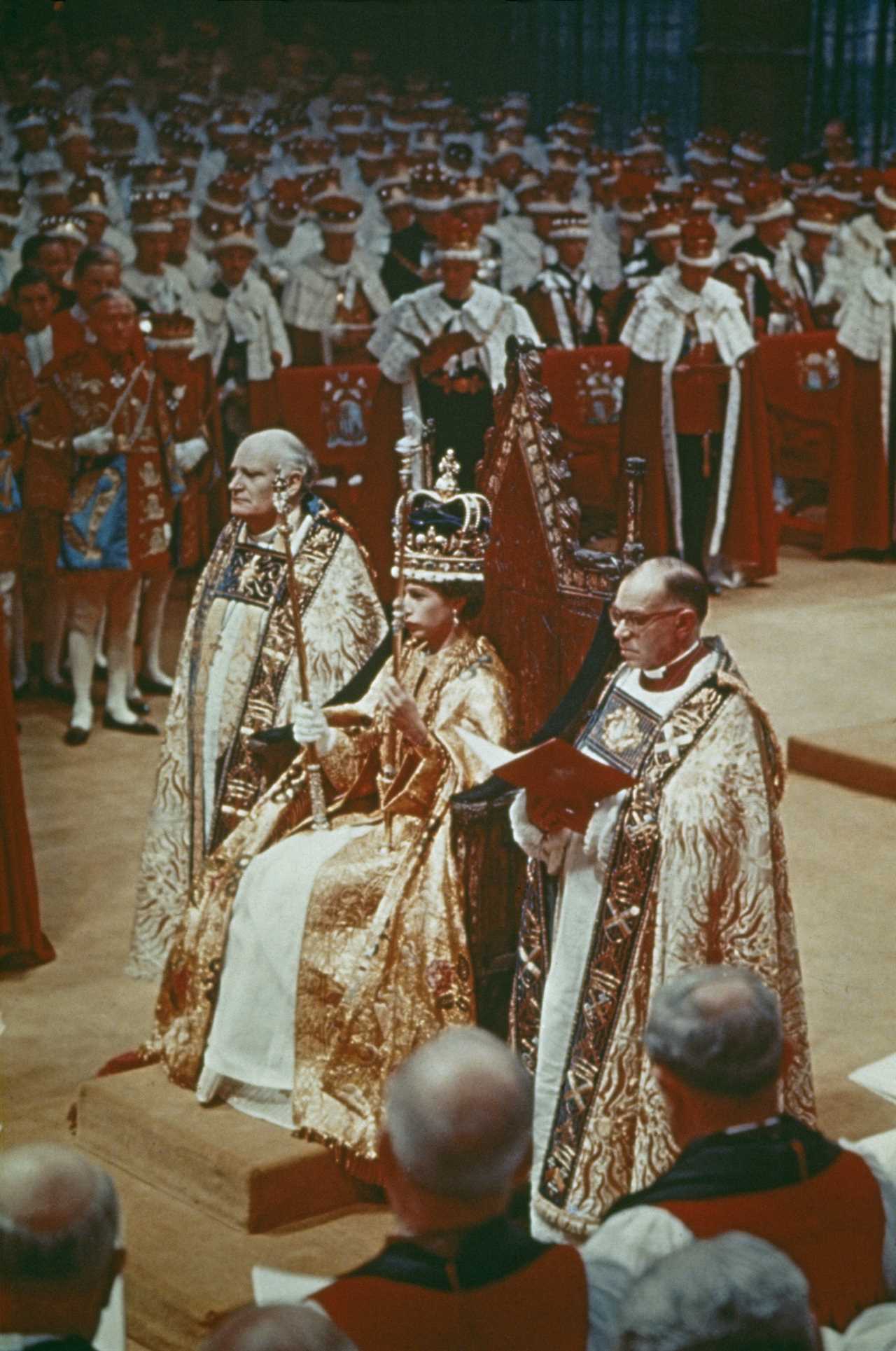 The Queen died ‘with Charles and Anne at her bedside’ as other royals rushed in vain to Balmoral to say goodbye