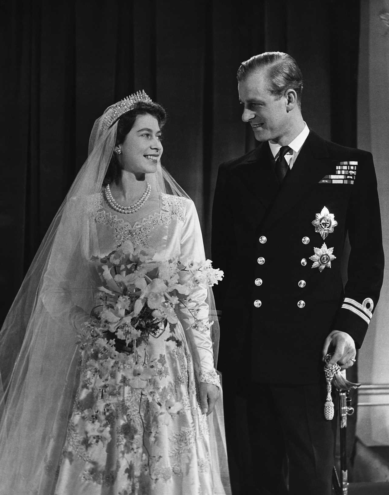 The Queen died ‘with Charles and Anne at her bedside’ as other royals rushed in vain to Balmoral to say goodbye