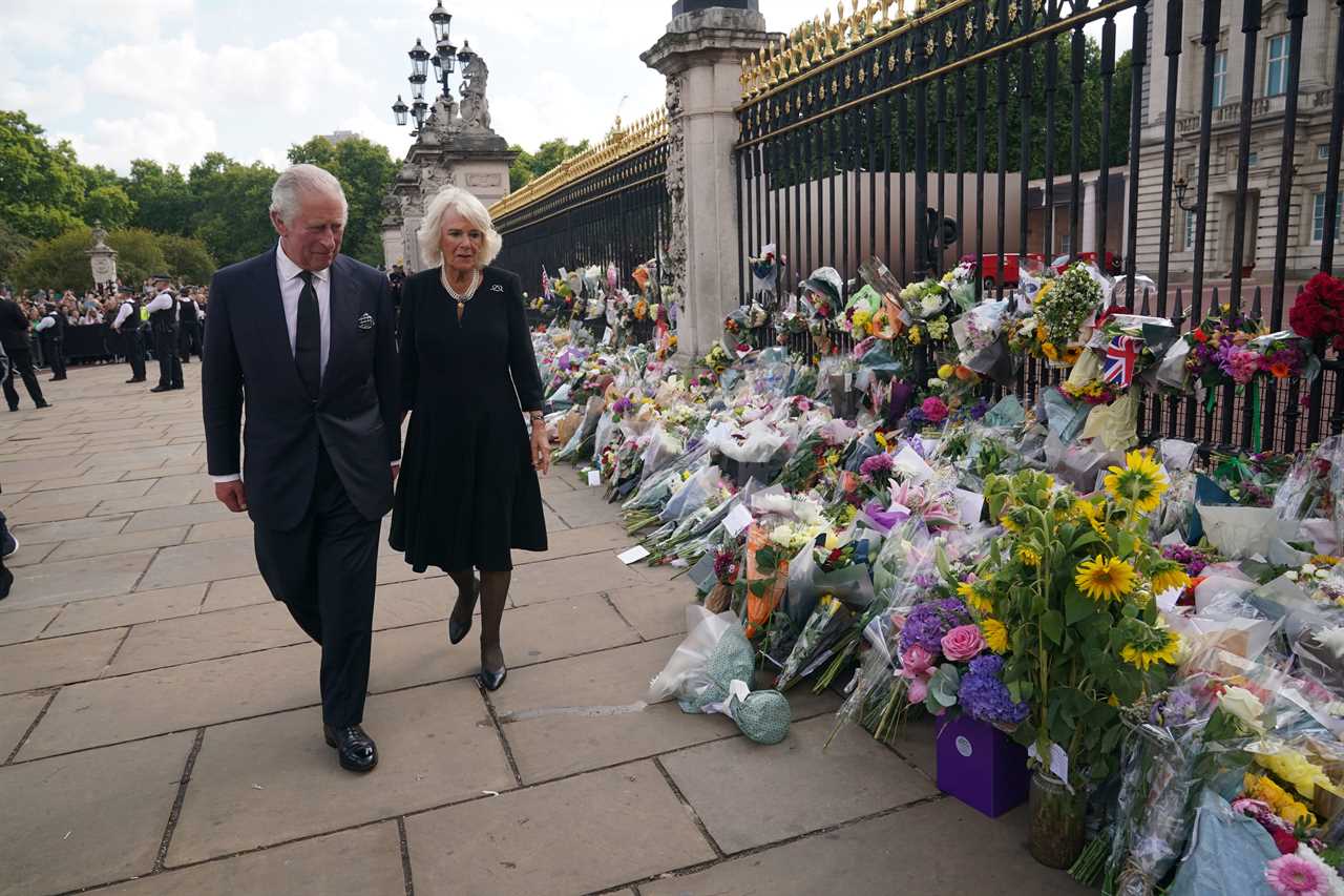 King Charles says ‘thank you’ to his mama the Queen as she ‘begins her last great journey to join his dear late papa’