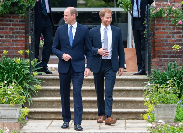 Prince Harry ‘told to make his own way to Scotland – instead of being welcomed on RAF plane with brother William’