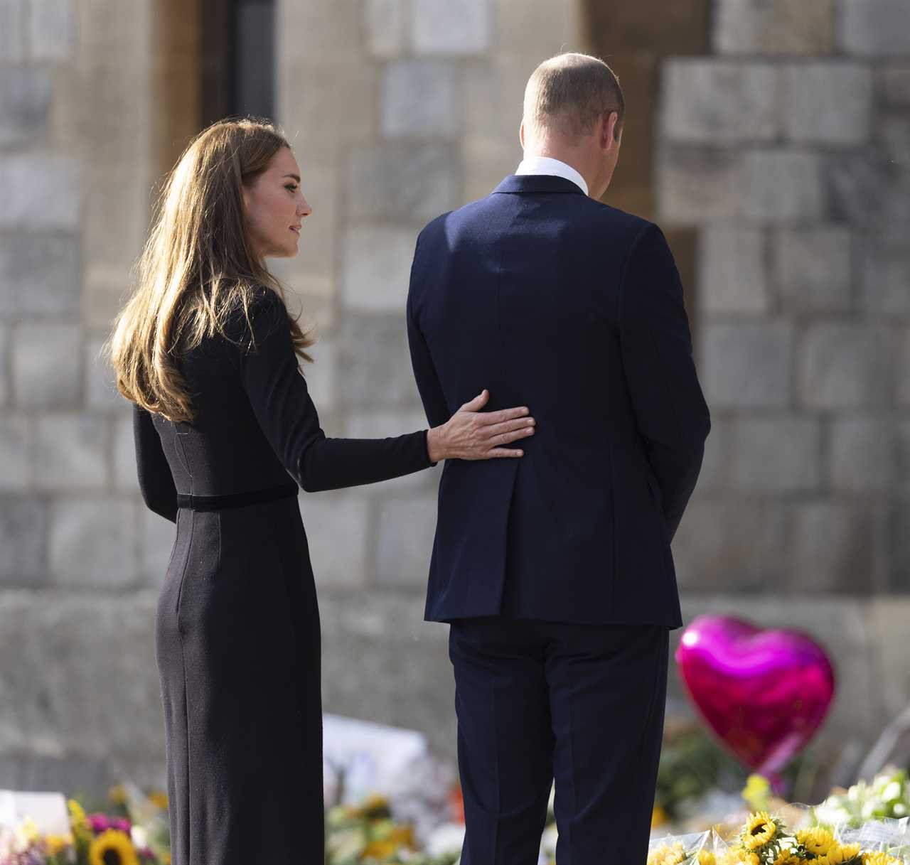 Prince William invited Harry and Meghan just an hour before greeting mourners at Windsor in astonishing sign of unity