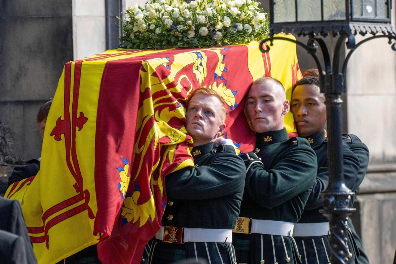 Meghan Markle and Prince Harry join William & Kate for intimate Palace gathering as Queen’s coffin arrives home