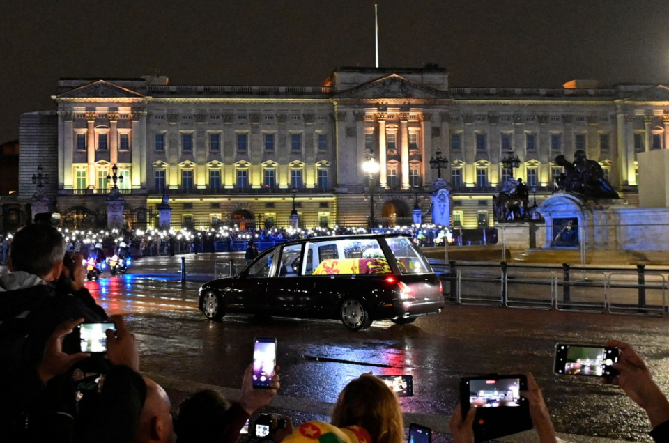 Mourners line the streets as the Queen’s coffin is brought to London before millions will pay their final respects