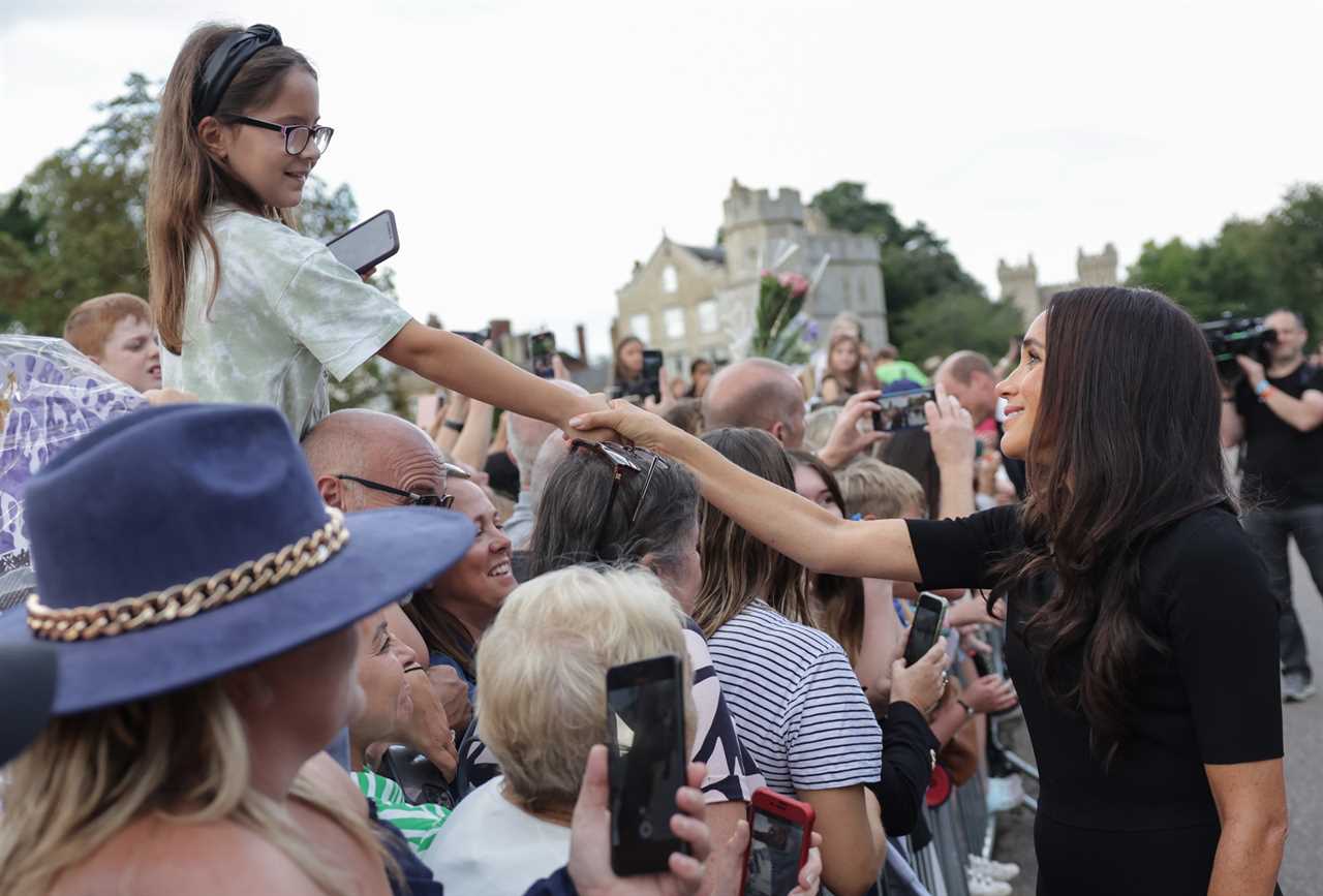 Meghan Markle ‘ready to return to UK’ & feels ‘validated’ by public’s response before Queen’s funeral, royal expert says