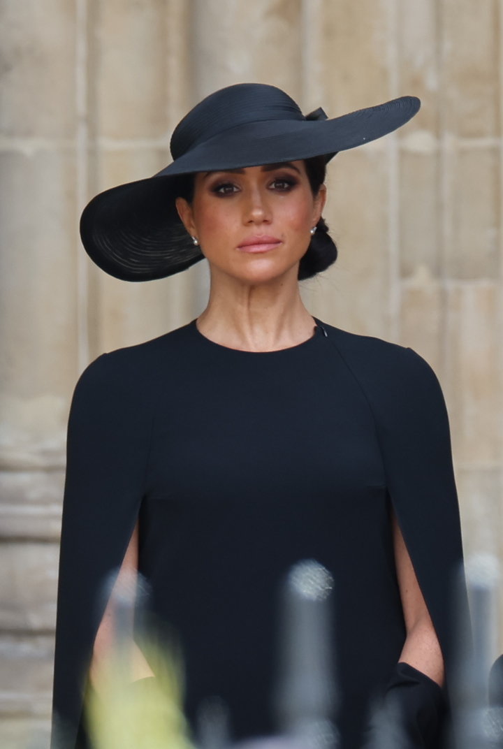 Meghan Markle consoled ‘distressed’ Harry at Queen’s funeral & was ‘tuned in’ to his needs, claims body language pro